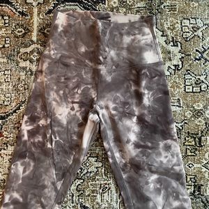 Lululemon Align High Rise 28" Size 4 - Lunar Rock Print - Gently Worn